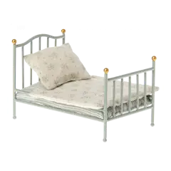 Maileg Vintage seng mus og små kaniner - Mint - Wallstickers