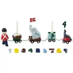 Fødselsdagstog med garder og 9 tal fra Kids by Friis - Dåbsgaver